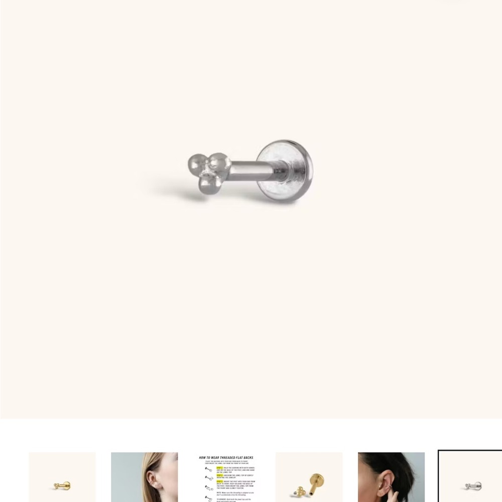 Maison Maru TINY TRINITY THREADED FLAT BACK EARRING